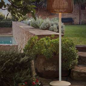 Fora Outdoor Floor Lamp