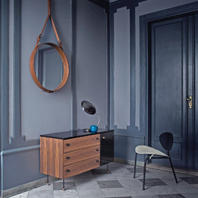 Cobra Table Lamp by Gubi