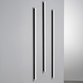 Ritmo Linear Plug-in Wall Sconce