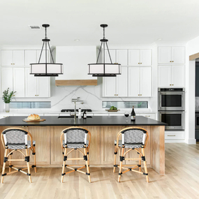 Bryant Chandelier by Crystorama