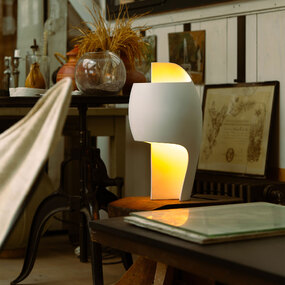 Grande B Table Lamp