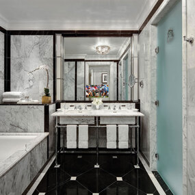 Loft TV Mirror by Electric Mirror