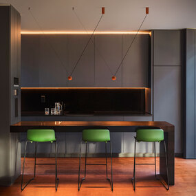 Compass Pendant by Estiluz