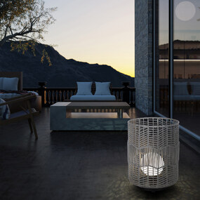 Wallis Outdoor Floor Lamp