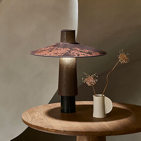 Thesee Table Lamp