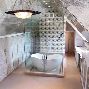 Scudo Saraceno Glass Ring Pendant by Venetian Designs