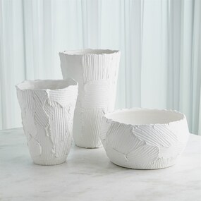 Chip Vase