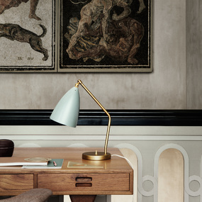 Grashoppa Desk Lamp