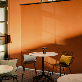 Harbour Round Dining Table by Audo Copenhagen