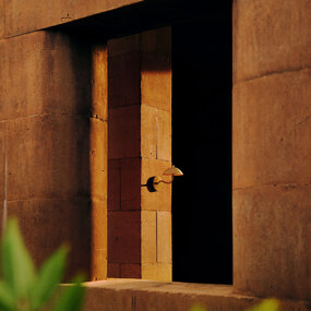 Dune Ripple Wall Sconce