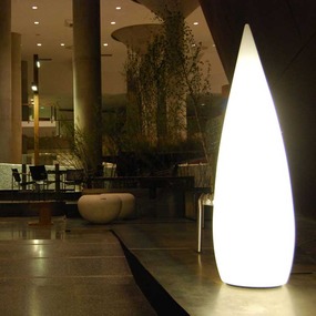 Kanpazar Outdoor Floor Lamp by B.lux