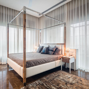 Glitters Table Lamp by Lasvit