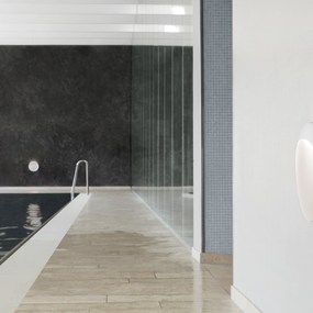 Flindt Outdoor Wall Sconce by Louis Poulsen