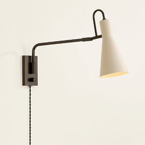 Yvette Plug-in Wall Sconce