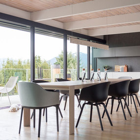 Line Light Pendant by Matthew McCormick