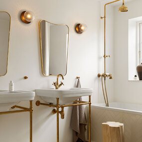 Liila Wall / Ceiling Light