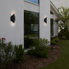 Motto Outdoor Wall Light