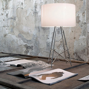 Ray T Table Lamp