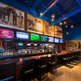 Monorail System with Low Rider & Spirit Heads  by Edge Lighting<br />The Saddle Room