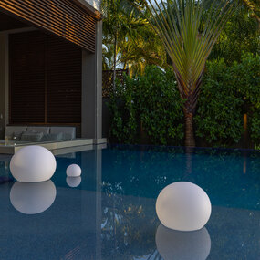 Flatball Portable Bluetooth LED Floating Pool Light by Smart & Green
