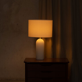 Pura Table Lamp