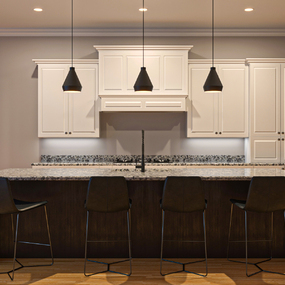 Koma Taisho Pendant by SONNEMAN - A Way of Light