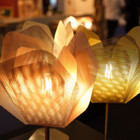 Petal Table Lamp