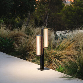 Class Outdoor Bollard