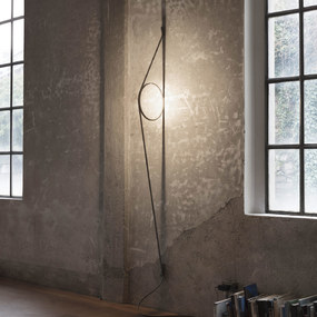 Wirering Wall Light