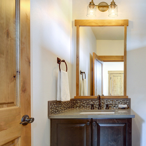 Kinsley Bathroom Vanity Light by Z-Lite