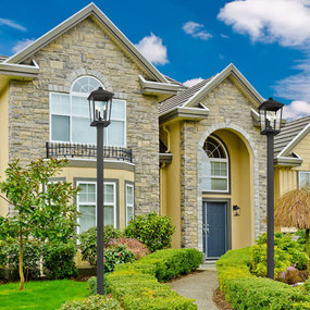 Beacon Outdoor Post Light with Square Post/Stepped Base by Z-Lite