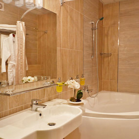 Delaney Bathroom Vanity Light by Z-Lite