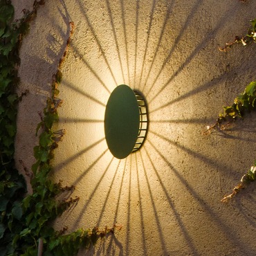 Meridiano Outdoor Wall Sconce