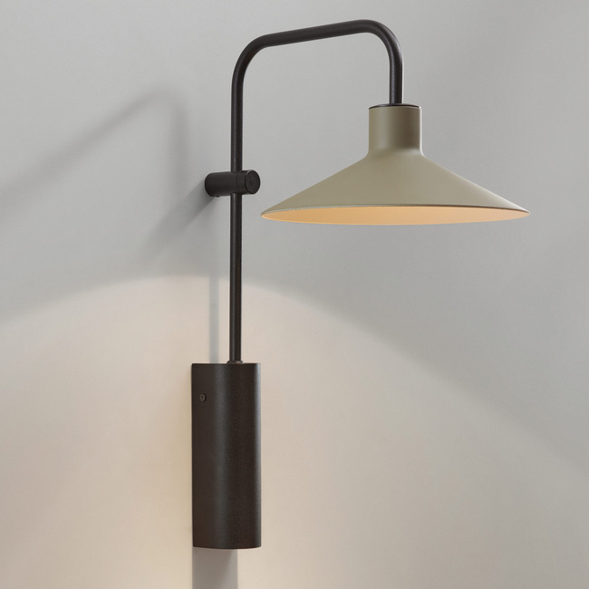 Platet A02 Wall Sconce by Bover