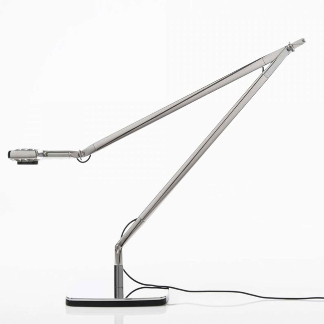Otto Watt Desk Lamp by Luceplan