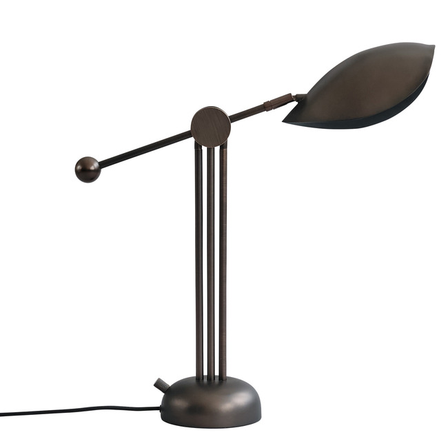 Stingray Table Lamp by 101 Copenhagen