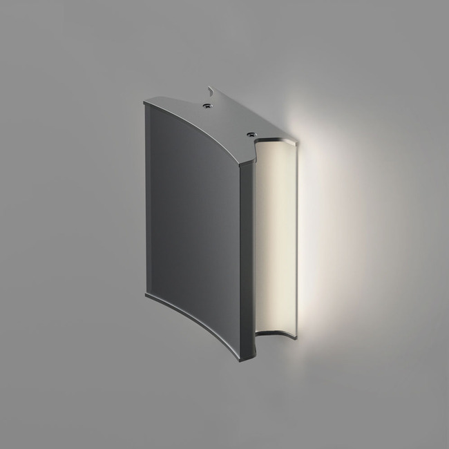 LineaCurve Mono Wall / Ceiling Light by Artemide