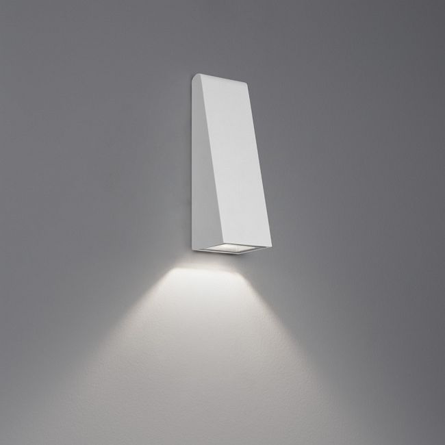 Cuneo Outdoor Mini Wall / Path Light by Artemide