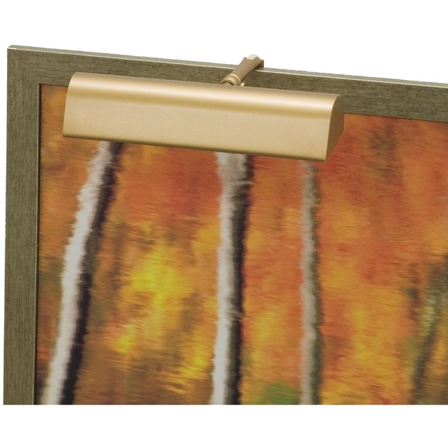 Classic Traditional Plug-in Picture Light by House Of Troy