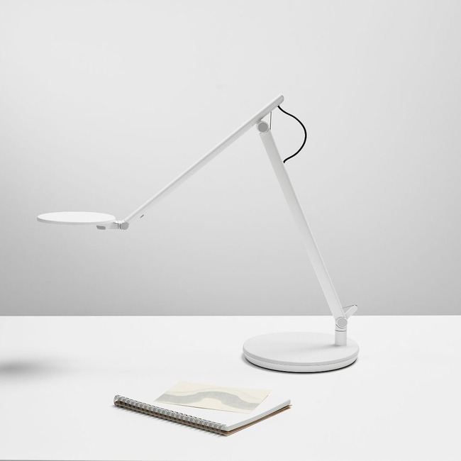 Nova Task Light by Humanscale