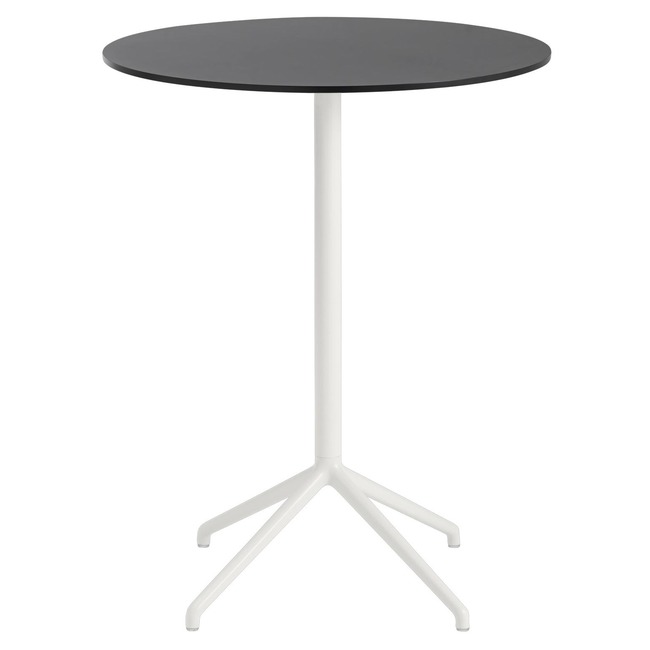Still Cafe Round Table by Muuto