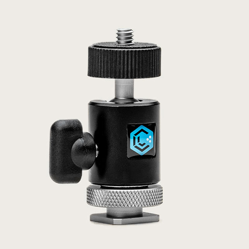 DSLR Camera Mount with Light Stand Adapter by Lume Cube LMCLCHS11