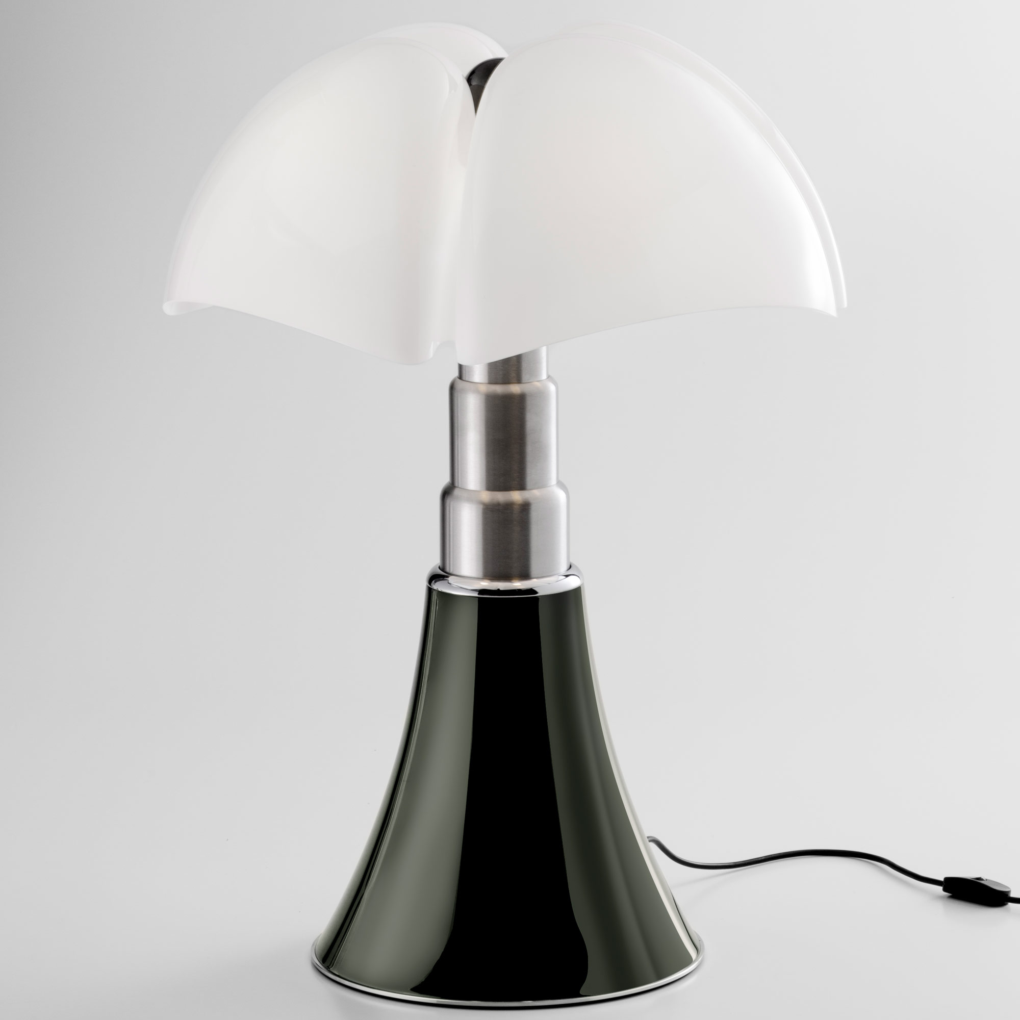armoede kat Tegenslag Pipistrello Table Lamp by Martinelli Luce | 620/US/VE | MRN968783
