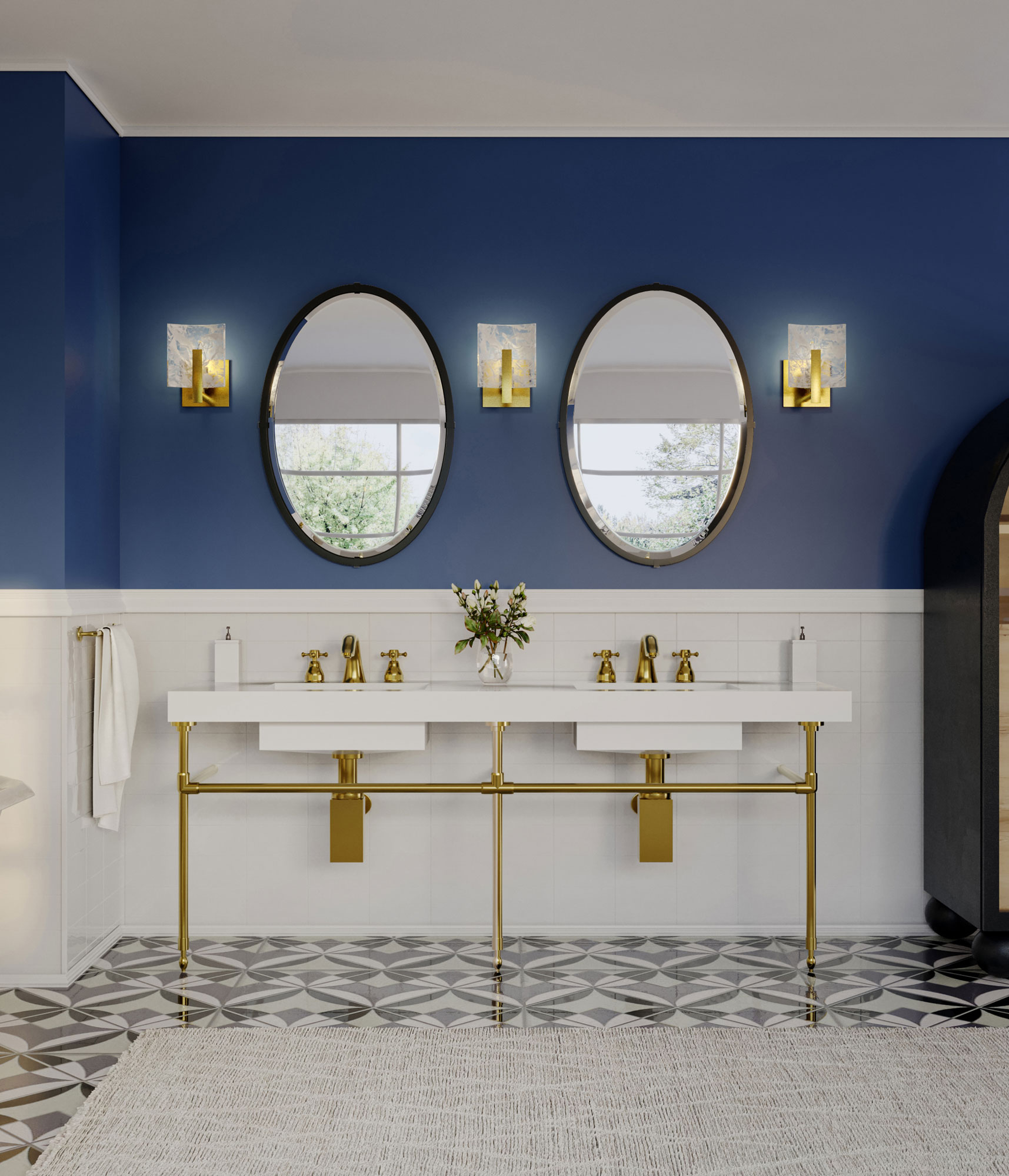 Arc outlet wall sconce