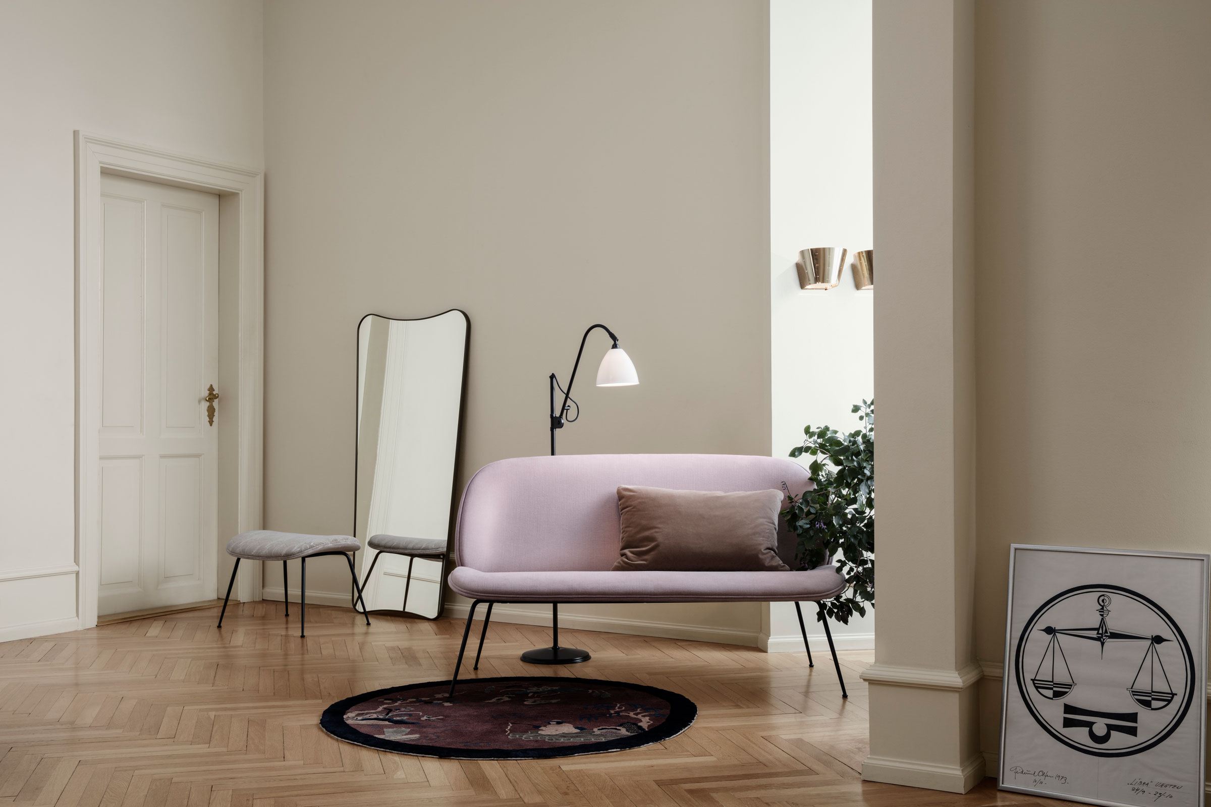 F.A. 33 Mirror by Gubi | 10023363 | GUB849940