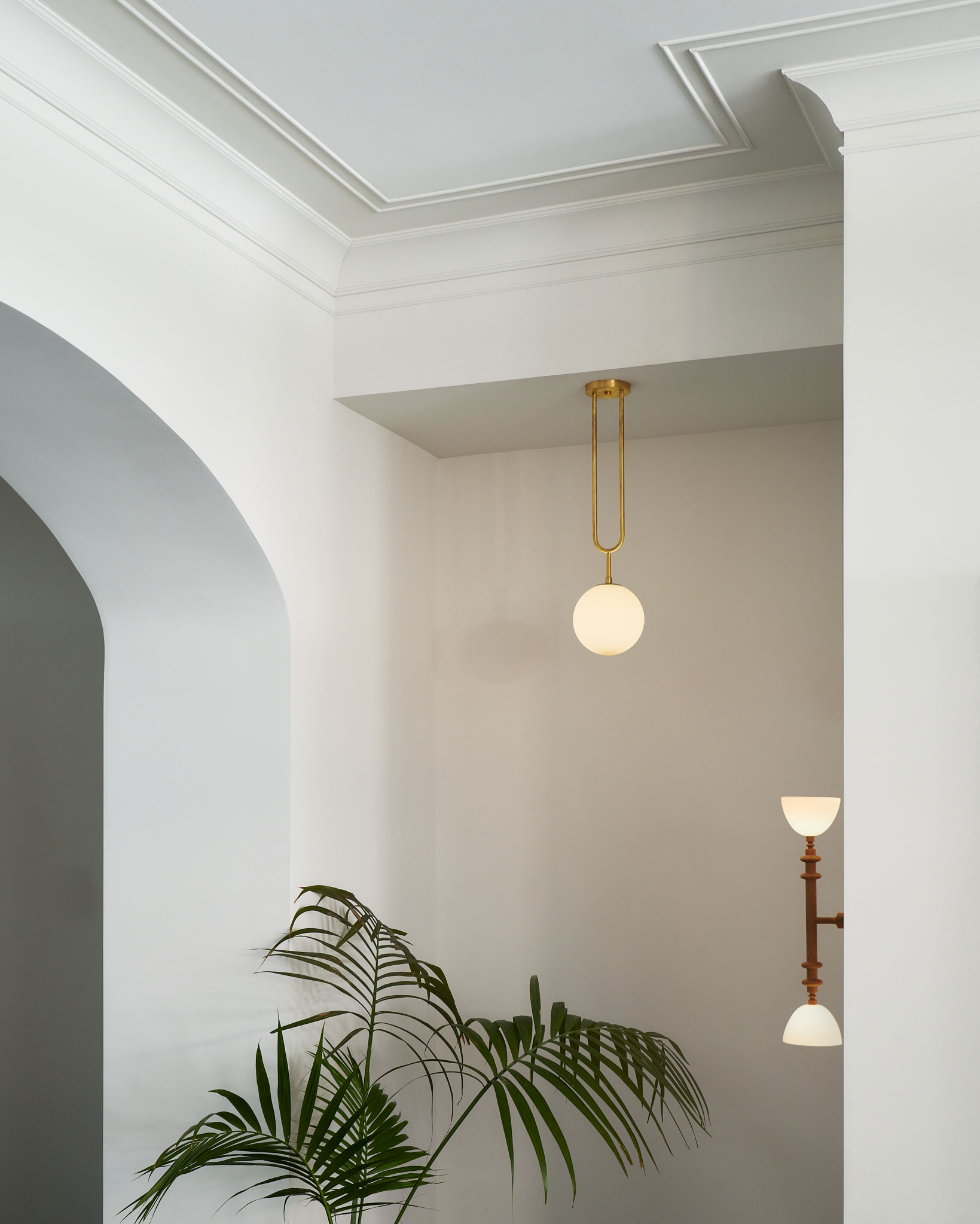 Koko Stem Pendant by Roll & Hill | KOKOPS-BK-OP8-120 | RNH1277765