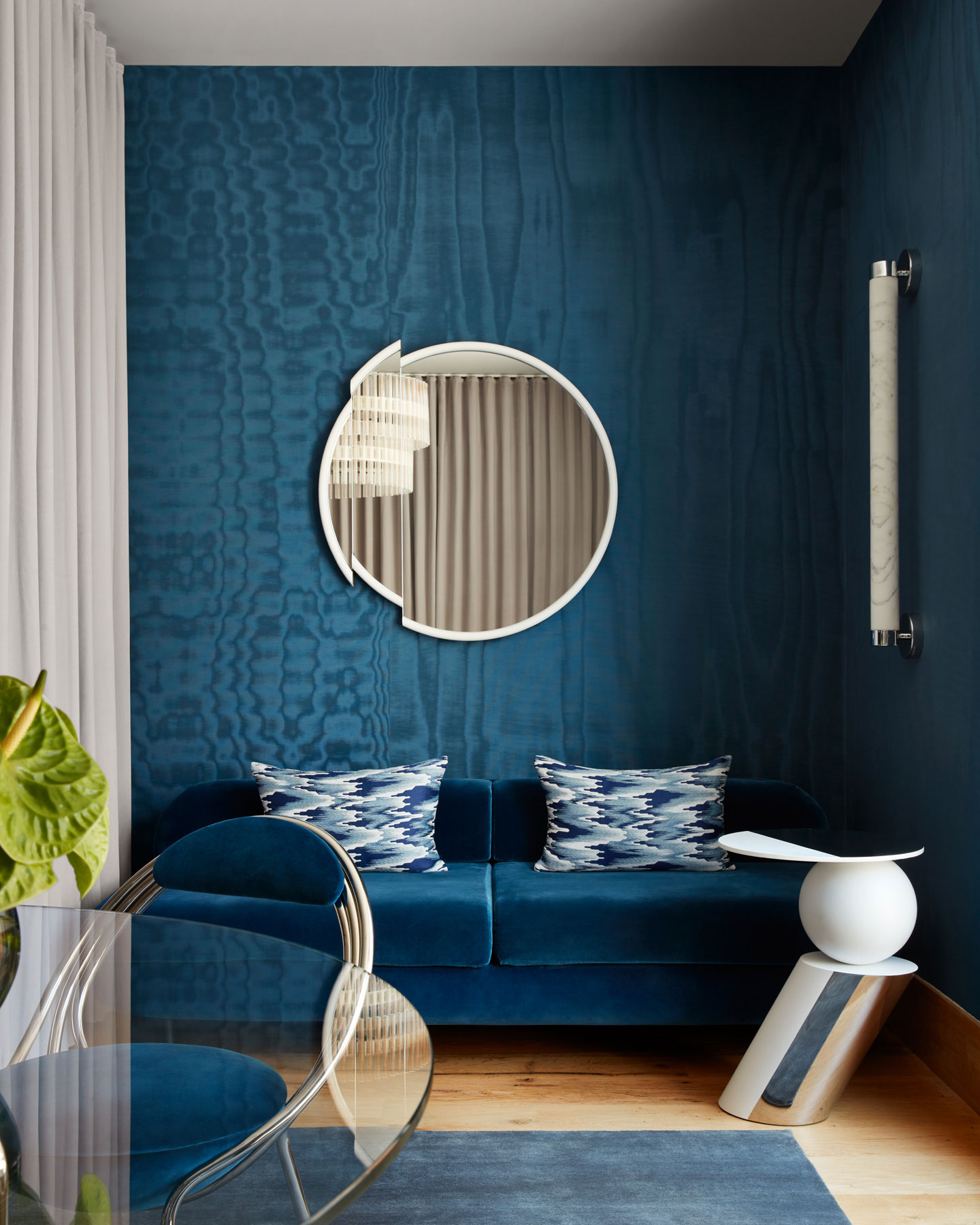 Split Round Mirror by Lee Broom | SPL0020 | LEB476818