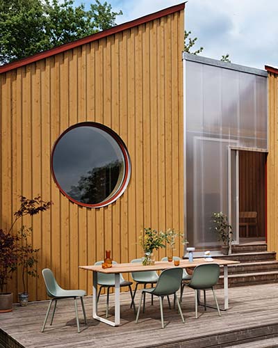 70/70 Outdoor Table by Muuto